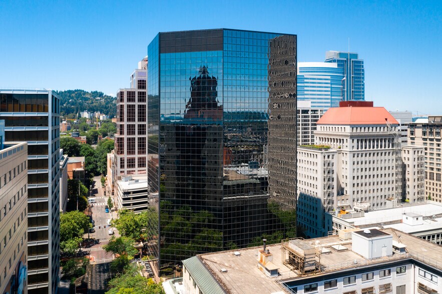 Primary Photo Of 1050 SW 6th Ave, Portland Coworking Space