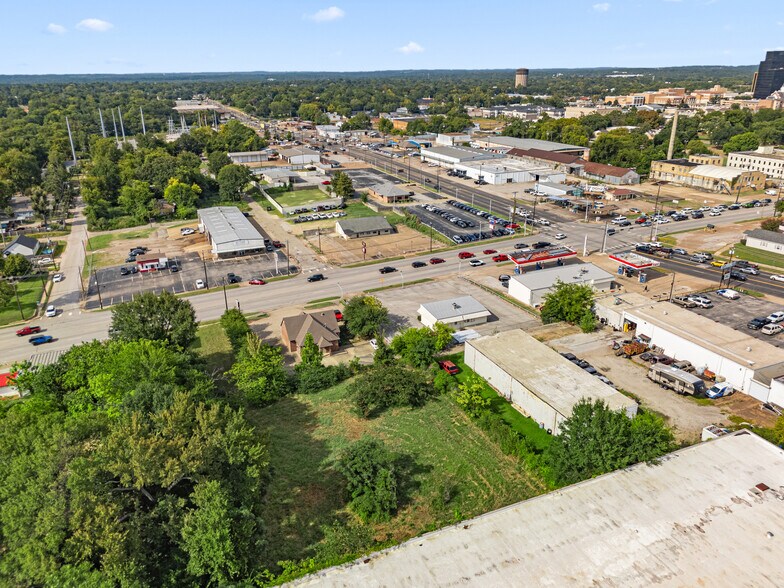 More Photos Of 918 Front St, Tyler Land For Sale