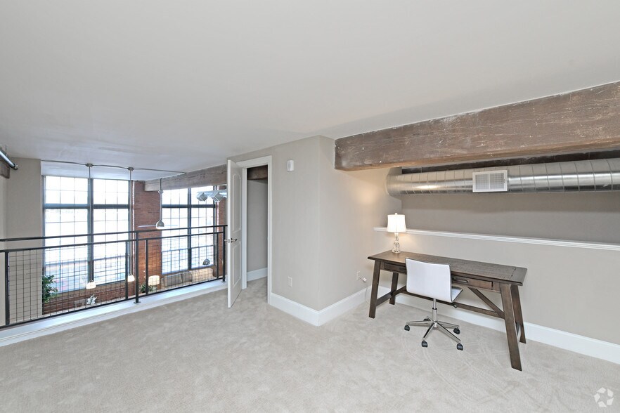 More Photos Of 99 Main St, Warren Apartments For Lease