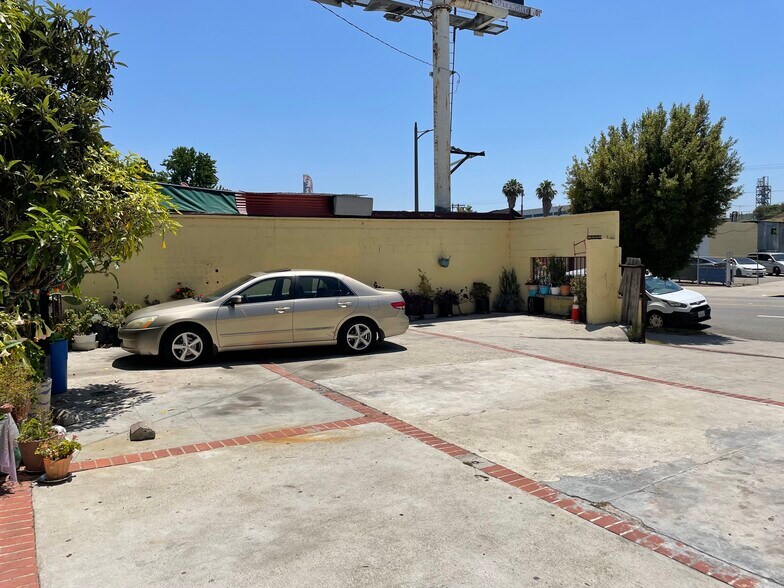 More Photos Of 5501 Alhambra Ave, Los Angeles Apartments For Sale