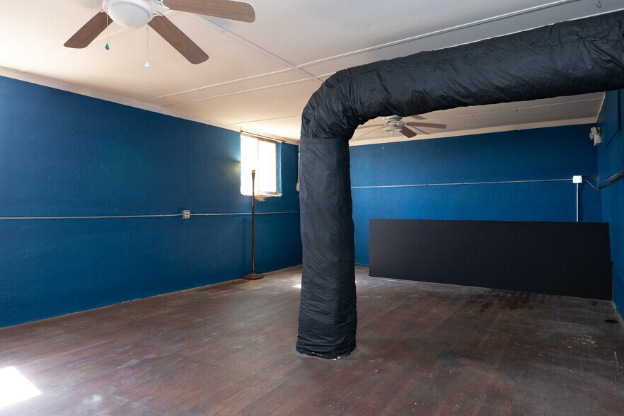 More Photos Of 200 N Florence St, Casa Grande Storefront For Sale