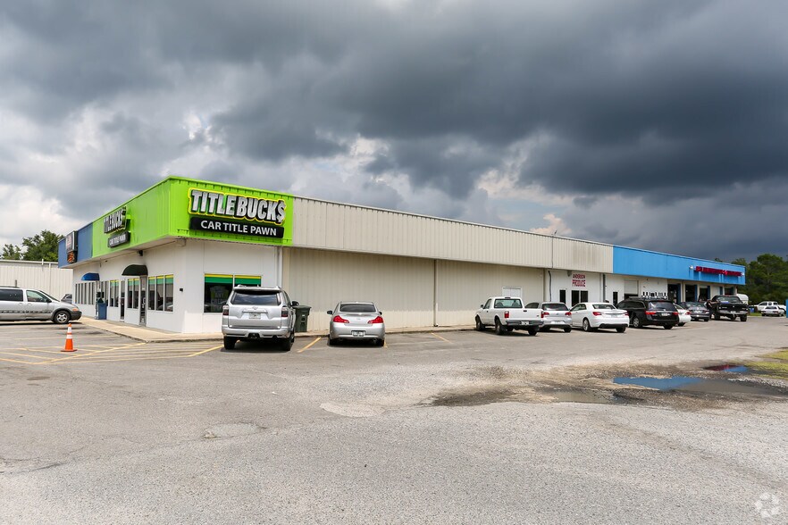 Primary Photo Of 115 Kings Bay Rd, Kingsland General Retail For Lease
