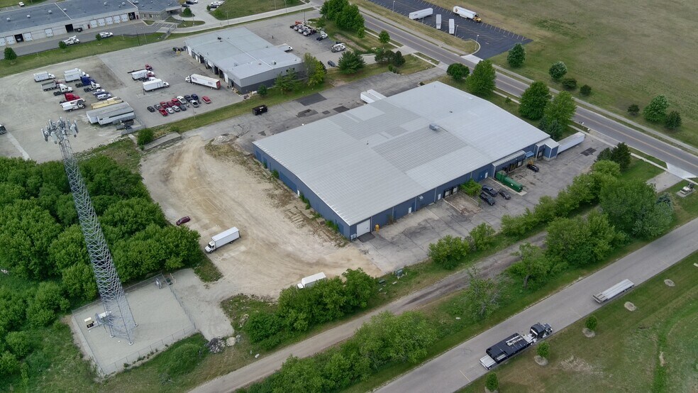 More Photos Of 3920 Kennedy Rd, Janesville Warehouse For Sale
