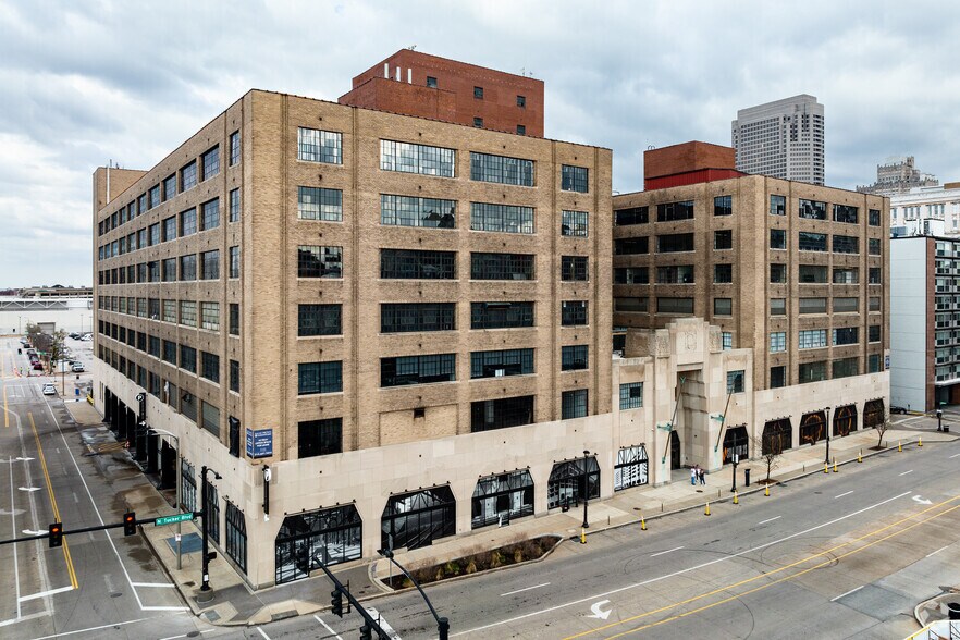 More Photos Of 710 N Tucker Blvd, Saint Louis Office For Lease