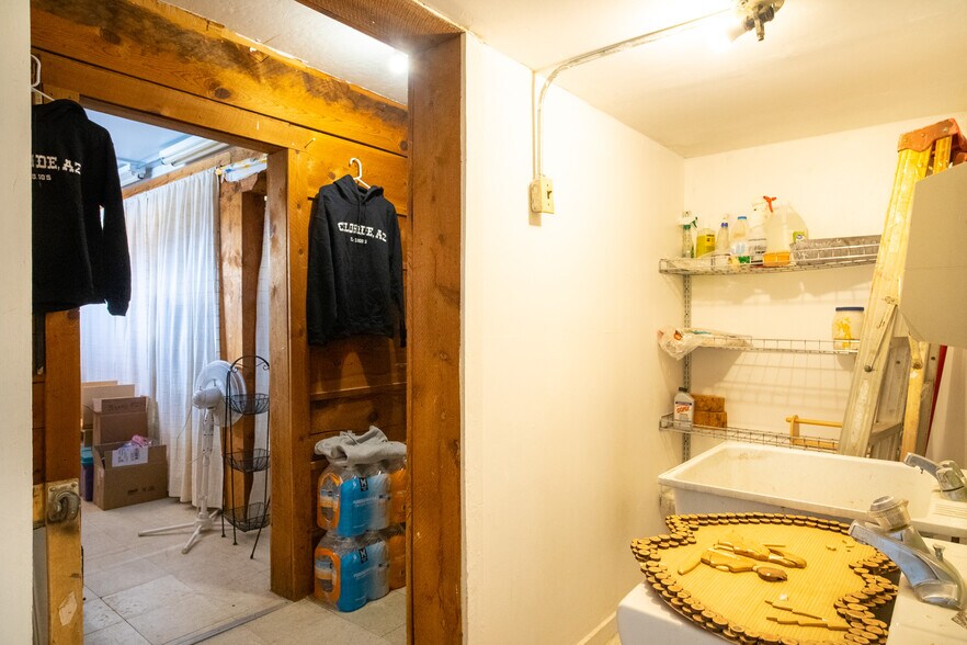 More Photos Of 4940 Tennessee Ave, Chloride Convenience Store For Sale