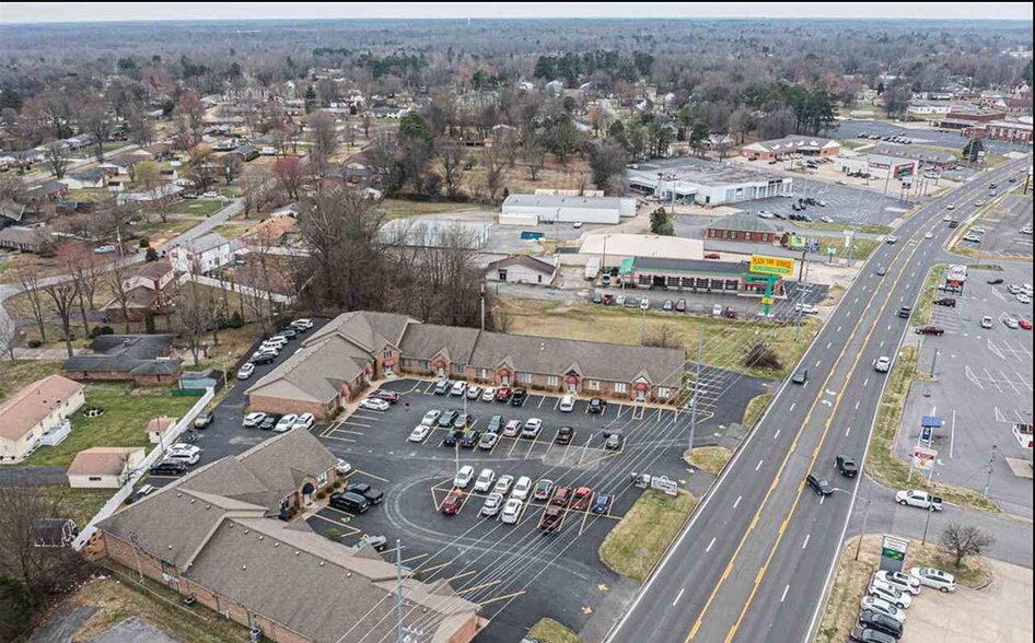More Photos Of 2830-2850 Lone Oak Rd, Paducah Office For Lease