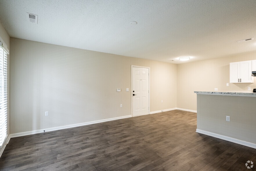 More Photos Of 1201 Edenham Ct, Virginia Beach Apartments For Sale