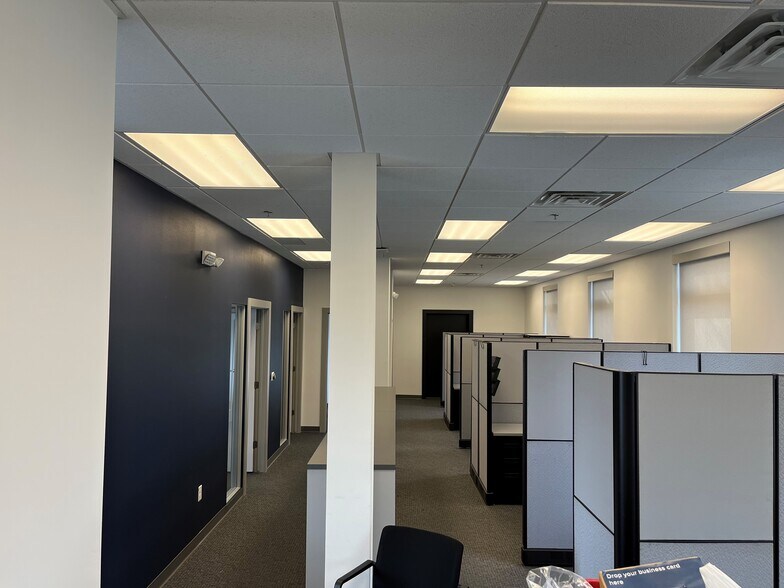 More Photos Of N86W14041 Beacon St, Menomonee Falls Medical For Sale