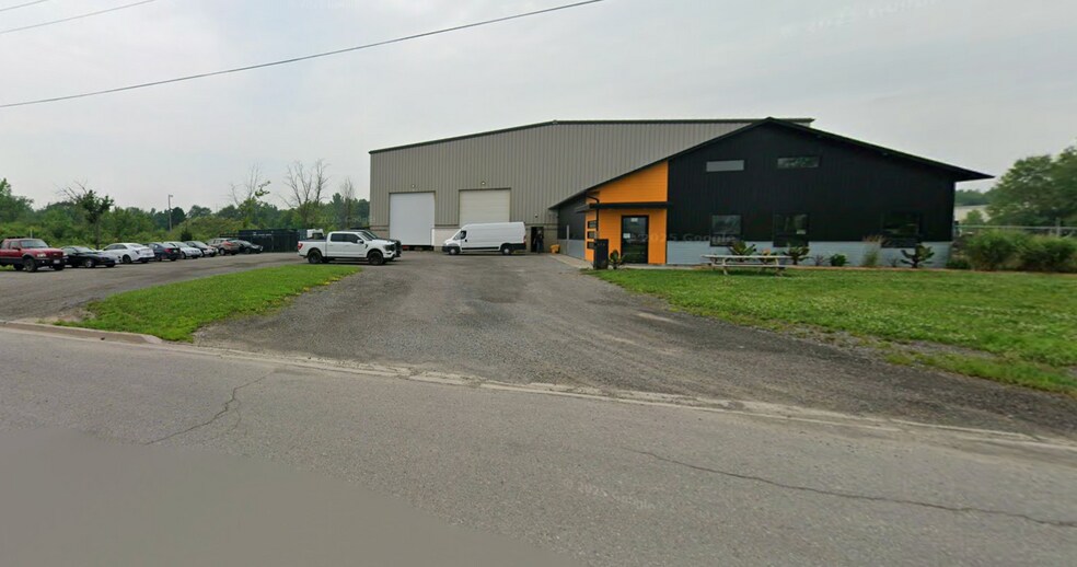 Primary Photo Of 6159 Progress St, Niagara Falls Warehouse For Sale
