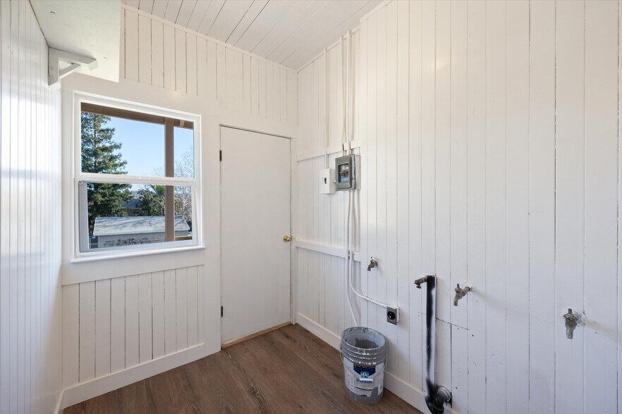 More Photos Of 1717 26th St, Sacramento Apartments For Sale
