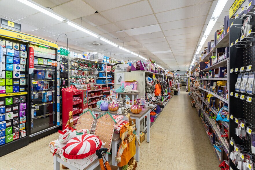 More Photos Of 500 E Saint Joseph St, Springfield Storefront For Sale