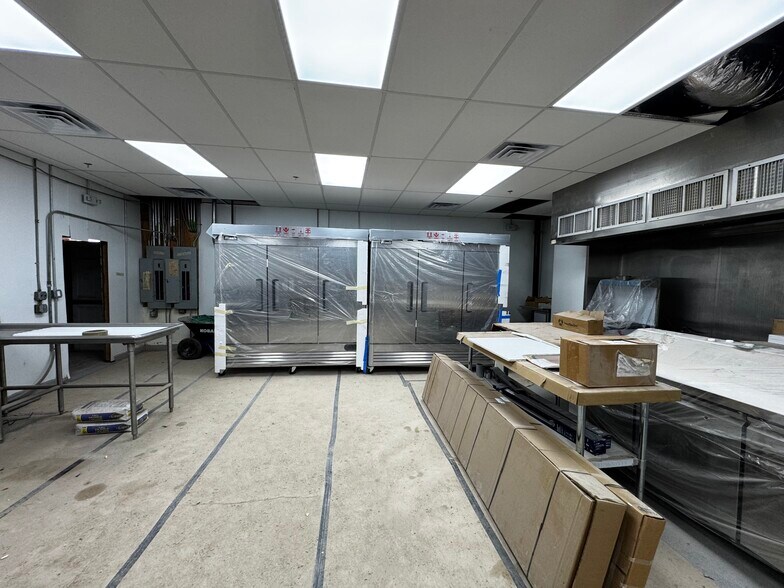 More Photos Of 1100 Main St, Newberry Restaurant For Sale