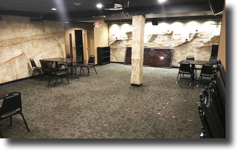 More Photos Of 600-610 E Ogden Ave, Milwaukee Storefront Retail Office For Lease