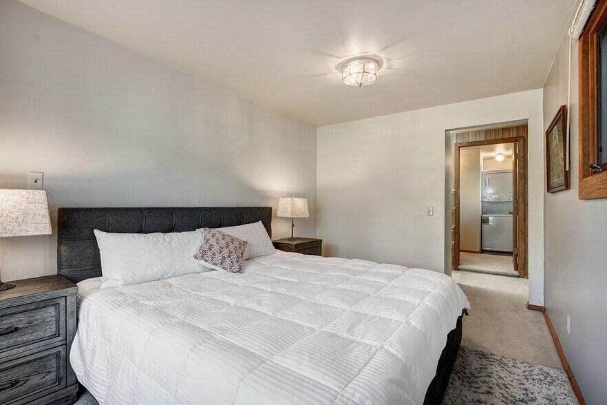 More Photos Of 121 Fishermans Dr, Silverthorne Specialty For Sale
