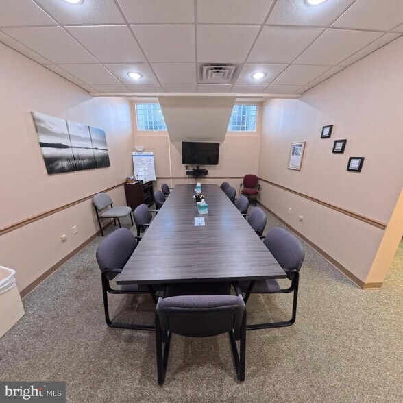 More Photos Of 1515 Mount Hope Ave, Pottsville Office For Sale