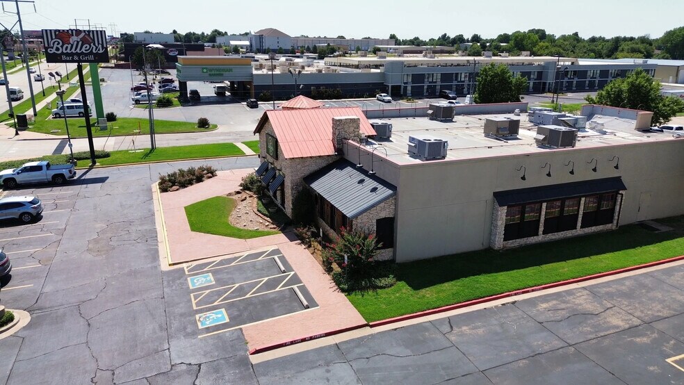 More Photos Of 2037 S Meridian Ave, Oklahoma City Restaurant For Sale