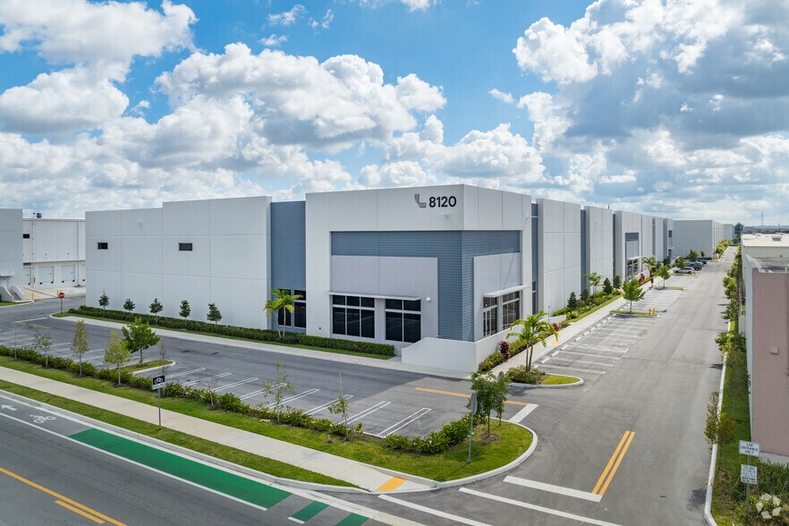 More Photos Of 8130 NW 74th St, Medley Unknown For Lease