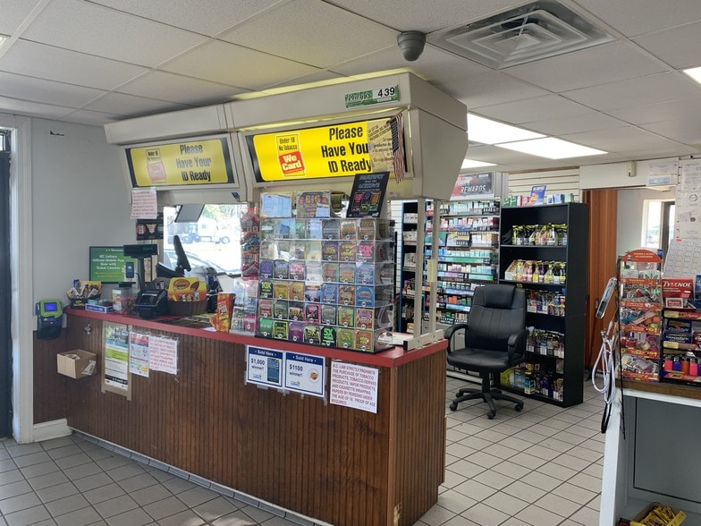 More Photos Of 1020 W New Bern Rd, Kinston Convenience Store For Sale
