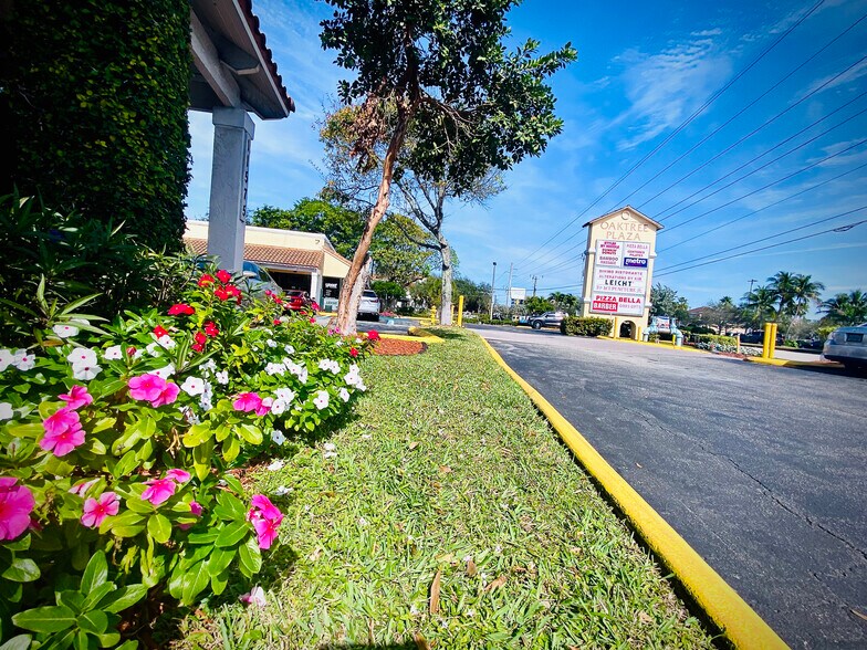 More Photos Of 11575 US Route 1, North Palm Beach Unknown For Lease