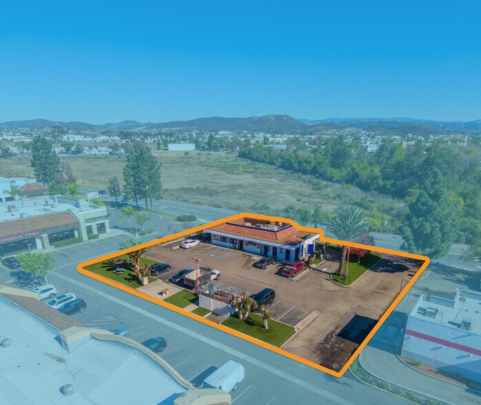 More Photos Of 580 S Pacific St, San Marcos Fast Food For Sale