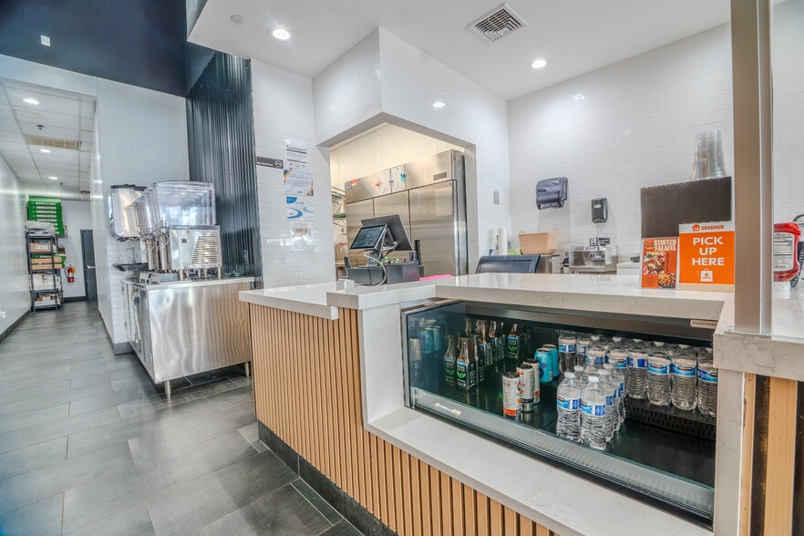 More Photos Of 1942 Atkinson Rd, Lawrenceville Freestanding For Sale