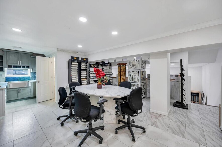 More Photos Of 1189 Montauk Hwy, Mastic Warehouse For Sale