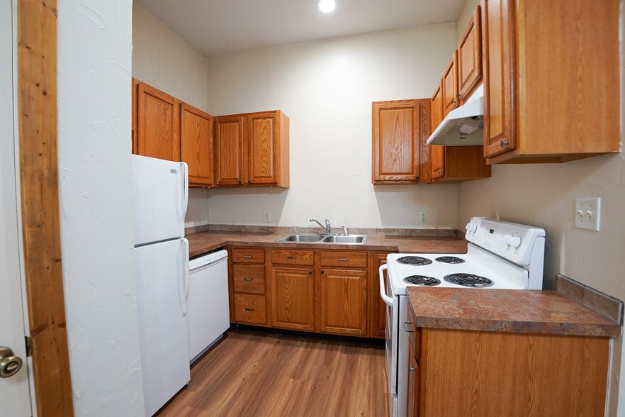 More Photos Of 1101 Cates St, Bridgeport Multifamily For Sale