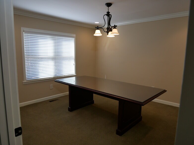More Photos Of 496 Medlock Rd, Decatur Office Residential For Lease