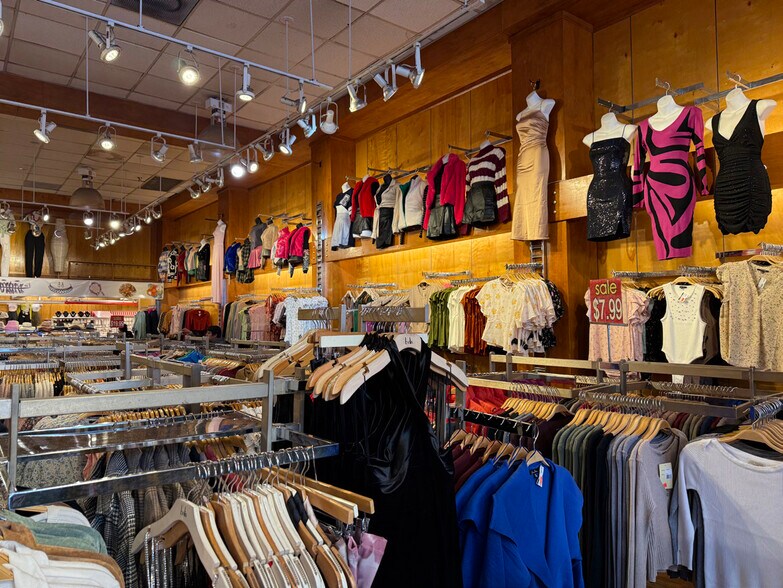 More Photos Of 575 W 181st St, New York Storefront For Lease