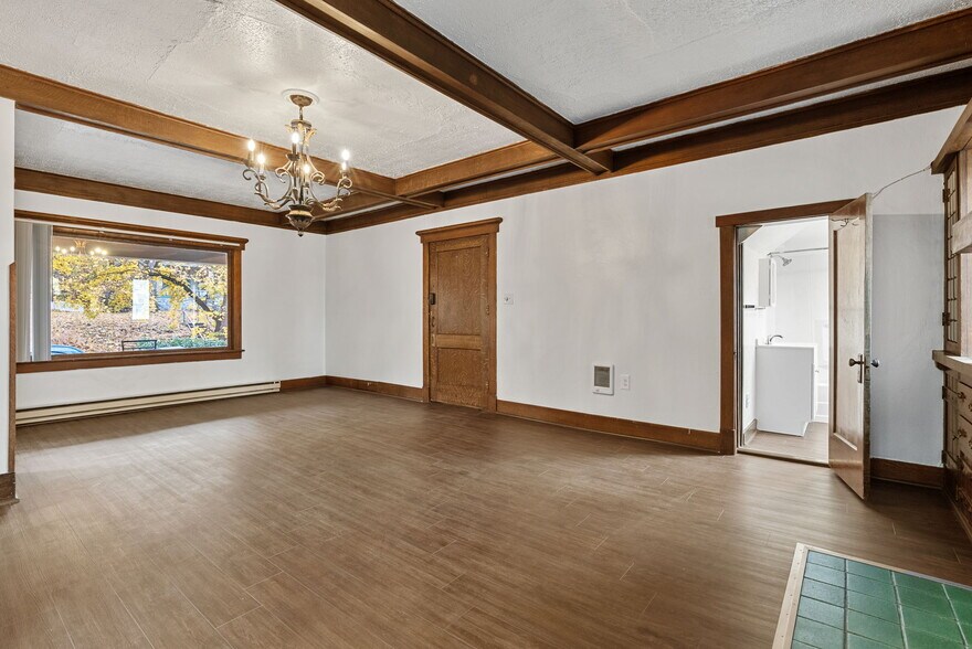 More Photos Of 2002 W 8th Ave, Spokane Multifamily For Sale