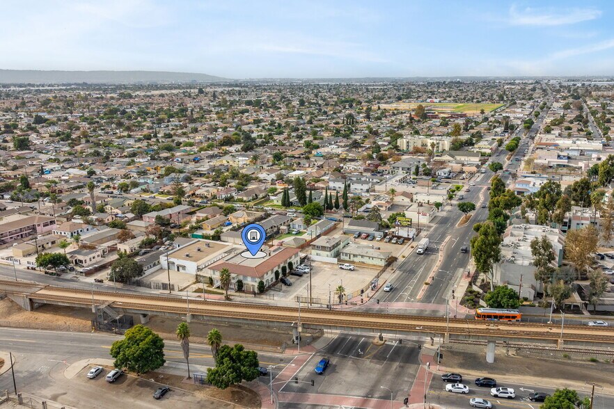 More Photos Of 1011 N Willowbrook Ave, Compton General Retail For Sale