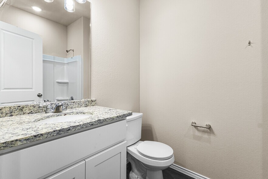 More Photos Of 8911 FM 1560, San Antonio Multifamily For Sale