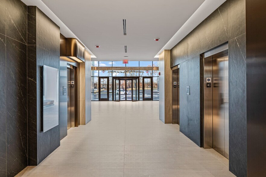 More Photos Of 33 Route 59, Monsey Office For Lease