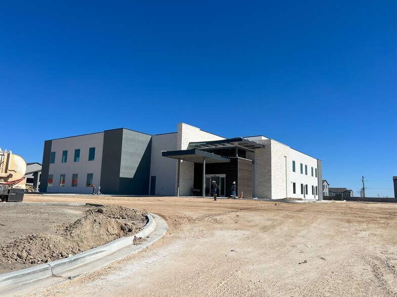 More Photos Of 201 E Wilco Hwy, Hutto Medical For Lease