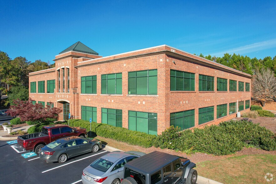 More Photos Of 3030 Royal Blvd S, Alpharetta Unknown For Lease