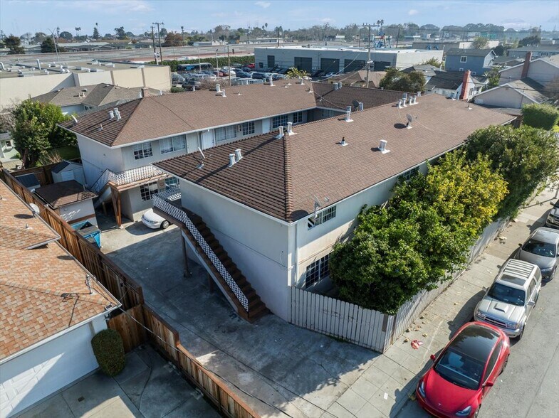 More Photos Of 1101 Tilton Ave, San Mateo Apartments For Sale
