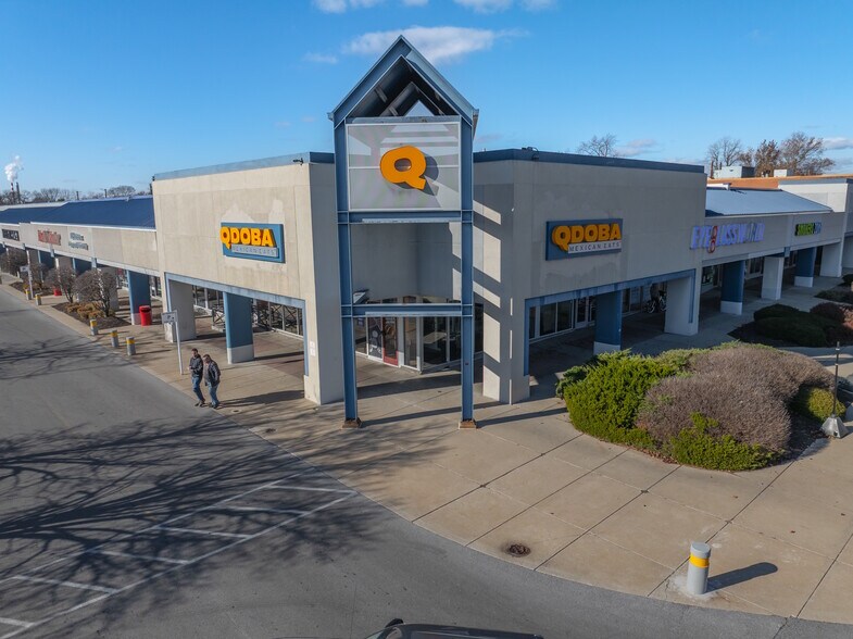 More Photos Of 4200 S East St, Indianapolis Unknown For Lease