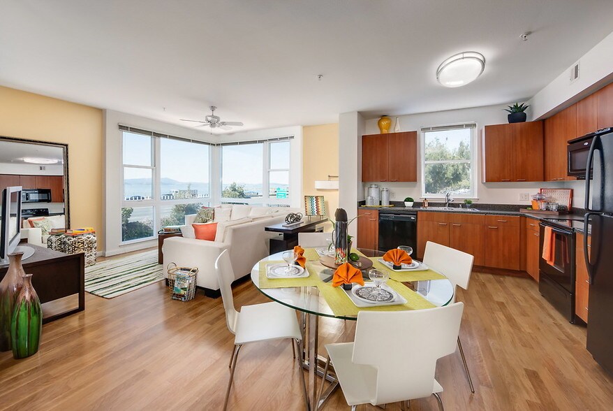 More Photos Of 6399 Christie Ave, Emeryville Apartments For Lease