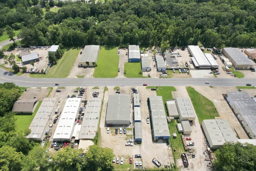 More Photos Of 13511 S Choctaw Dr, Baton Rouge Warehouse For Sale
