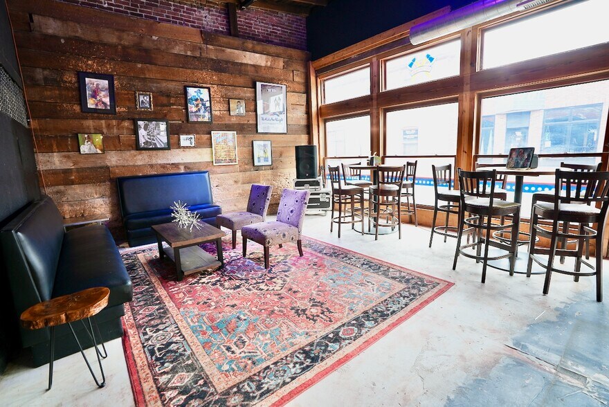 More Photos Of 137 S Madison Ave, Greenwood Storefront For Sale