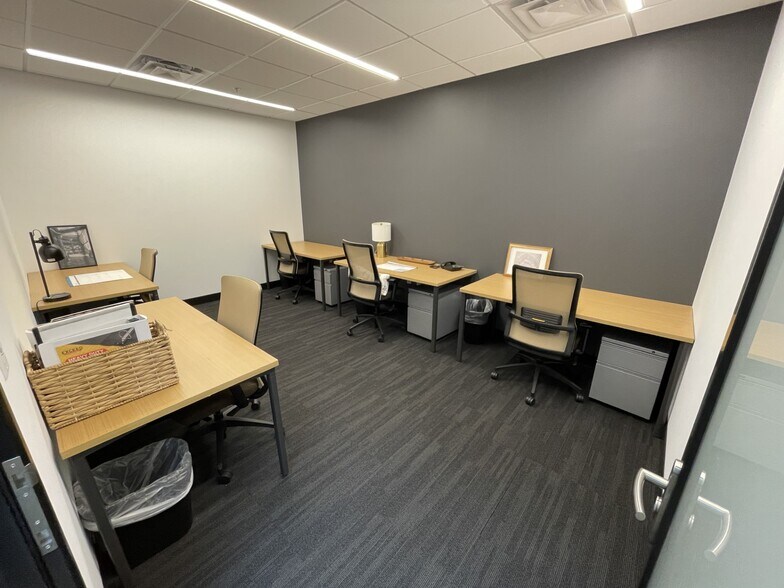 More Photos Of 1806 Summit Ave, Richmond Coworking Space