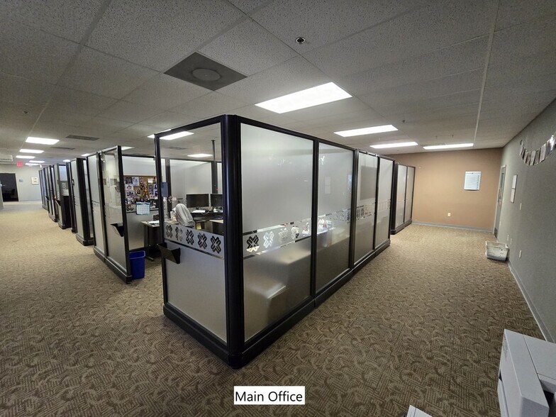 More Photos Of 11111 N 46th St, Tampa Research And Development For Sale