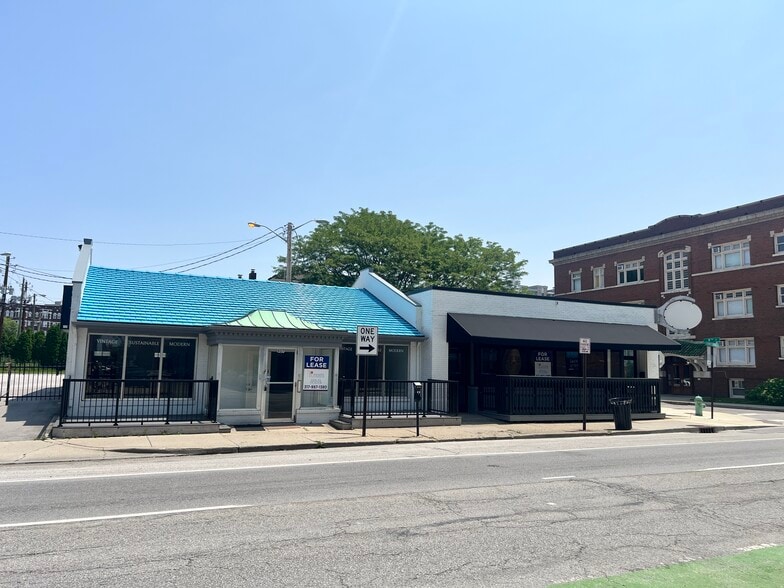 More Photos Of 901 N Pennsylvania St, Indianapolis Freestanding For Lease