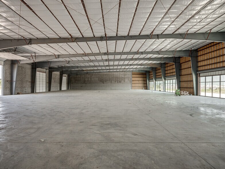 More Photos Of 548 W 125th Pl S, Glenpool Storefront Retail Office For Lease