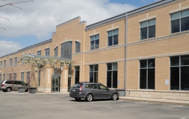 More Photos Of 7734-7780 Elmwood Ave, Middleton Medical For Lease