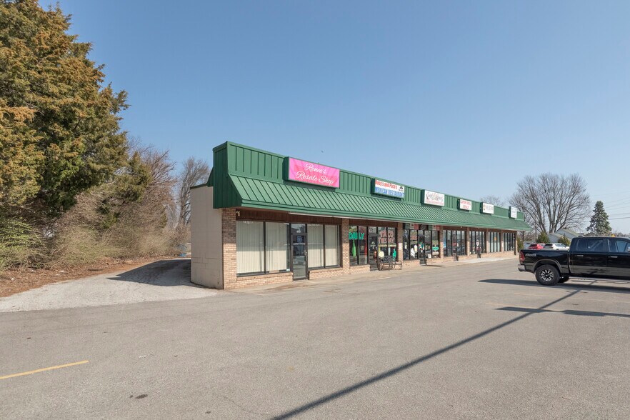 More Photos Of 6200 Mexico Rd, Saint Peters Storefront For Lease