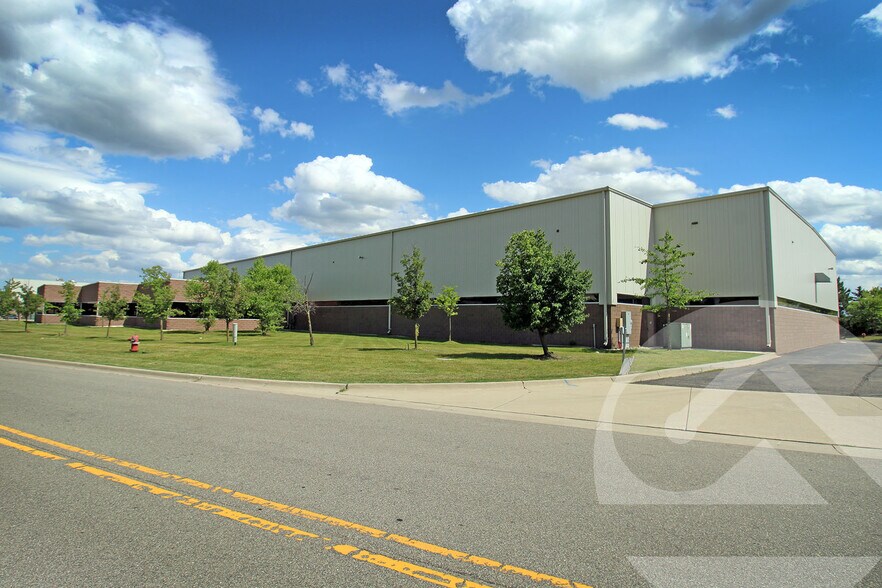 Primary Photo Of 4237 N Atlantic Blvd, Auburn Hills Industrial For Sale