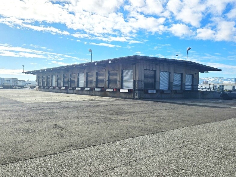 Primary Photo Of 1555 Kleppe Ln, Sparks Truck Terminal For Lease