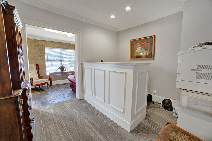 More Photos Of 113 Glenn Ave, Trussville Office Residential For Sale