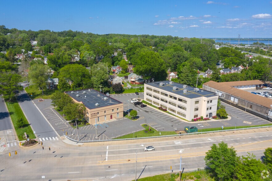 More Photos Of 6 Denny Rd, Wilmington Office For Lease